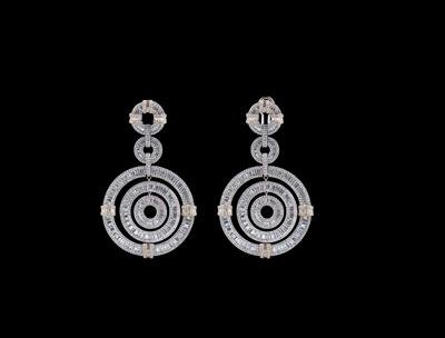 A pair of diamond pendant ear clips total weight c. 20 ct - Gioielli