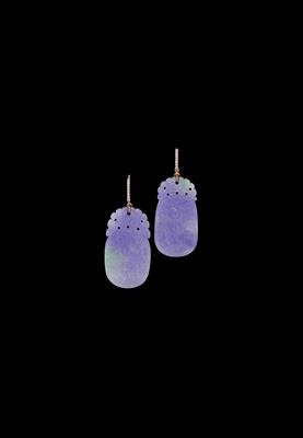 A Pair of Brilliant and Jadeite Ear Pendants - Klenoty