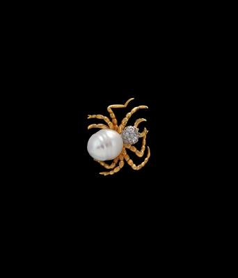 A Brilliant and Cultured Pearl Spider Brooch - Jewellery