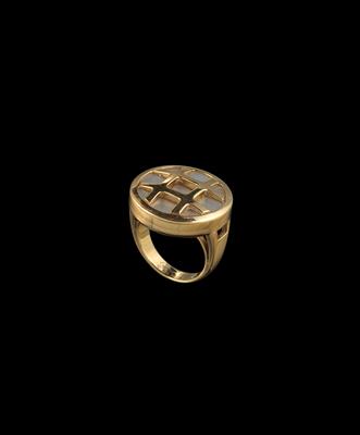 A Pasha Ring by Cartier - Klenoty