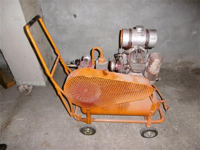 Kompressor, - Motorová vozidla a technika