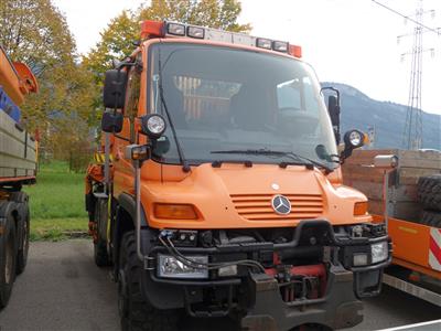 Zugmaschine "Mercedes-Benz Unimog U400", - Fahrzeuge und Technik ASFINAG & Land Vorarlberg