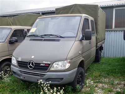 LKW "Mercedes Benz Sprinter Doka-Pritsche 313 CDI 4 x 4", - Military vehicles