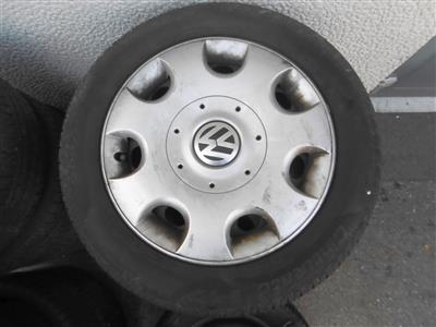 4 Reifen "Pirelli" mit Felgen, - Fahrzeuge und Technik