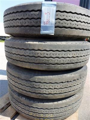 4 Reifen "Michelin XTE", - Fahrzeuge & Technik