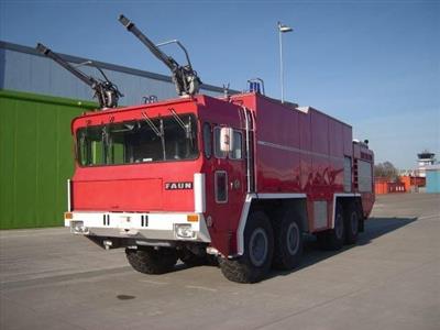 Feuerwehrfahrzeug "Faun 8 x 8", - Fahrzeuge & Technik