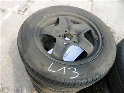 4 Reifen "Pirelli" auf Felgen, - Motorová vozidla a technika