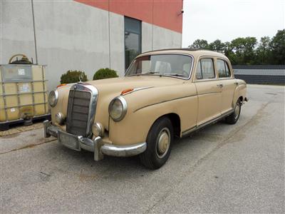 PKW "Mercedes-Benz 220 a", - Cars and vehicles