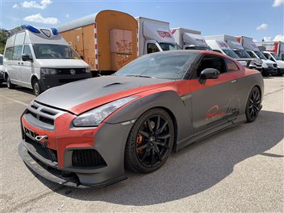 PKW "Nissan GT-R", - Cars and vehicles