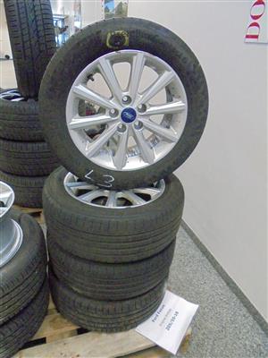 4 Reifen "Continental / Dunlop" auf Alufelgen, - Motorová vozidla a technika