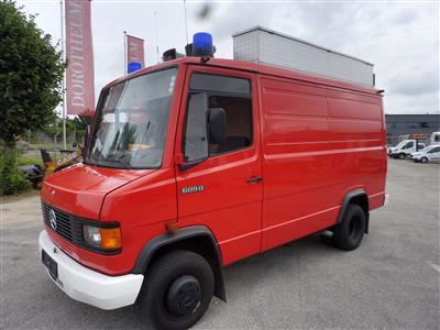 Spezialkraftwagen (Feuerwehrfahrzeug) "Mercedes-Benz 609 D", - Fahrzeuge und Technik