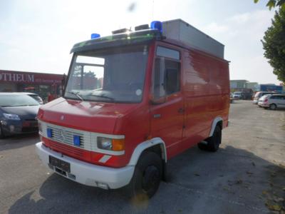 Spezialkraftwagen (Feuerwehrfahrzeug) "Mercedes-Benz 611D 3150/4 x 2", - Fahrzeuge und Technik