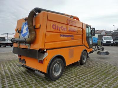 Selbstfahrende Arbeitsmaschine (Kehrmaschine) Bucher City Cat 5000, -  Fahrzeuge und Technik 12.04.2023 - Erzielter Preis: EUR 12.000 - Dorotheum