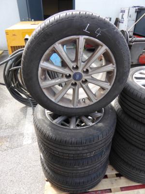 4 Alufelgen auf Reifen "Pirelli Cinturato", - Macchine e apparecchi tecnici