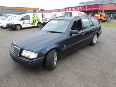 PKW "Mercedes-Benz C200", - Cars and vehicles
