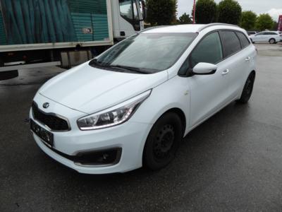 PKW "KIA Ceed SW Silber 1.6 CRDi", - Cars and vehicles