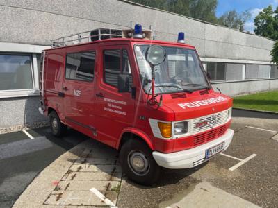 LKW (Feuerwehrfahrzeug) "Mercedes-Benz 310", - Motorová vozidla a technika