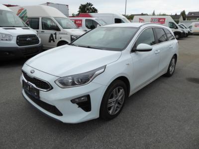 PKW "KIA Ceed SW 1.6 CRDi SCR ISG Silber", - Motorová vozidla a technika