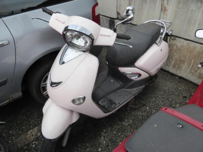 Moped "Tauris", - Cars and vehicles Magistrat/TIWAG