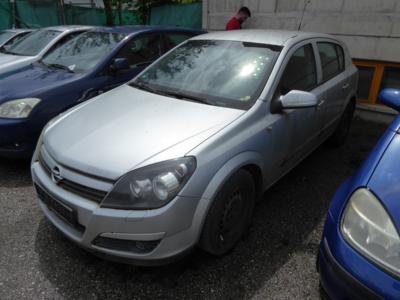 PKW "Opel Astra 1.6 Automatik", - Cars and vehicles Magistrat/TIWAG