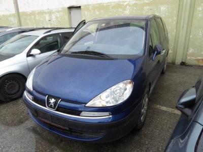 PKW "Peugeot 807 ST 2.0 16V", - Motorová vozidla a technika Magistrat/TIWAG