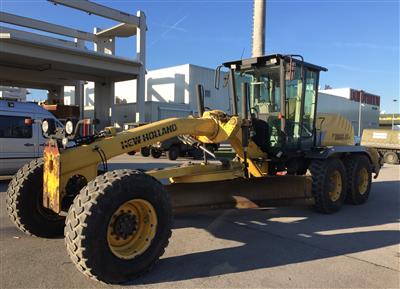 Grader "New Holland F156.6/A" - Cars, construction- and forestry machinery