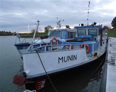Motorzugschiff "Munin" - Fahrzeuge, Baumaschinen und Forsttechnik