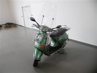 Motorrad "Vespa 125", - Fahrzeuge und Technik