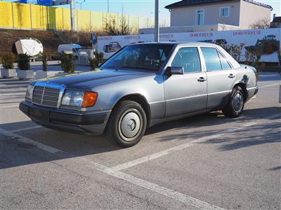 PKW "Mercedes-Benz 250TD", - Cars and vehicles
