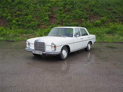 PKW "Mercedes-Benz 280 S/8", - Cars and vehicles