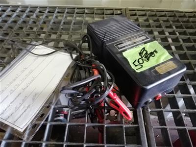 Batterieladegerät "Varta", - Macchine e apparecchi tecnici