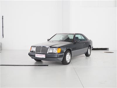 PKW "Mercedes-Benz 300 CE", - Cars and vehicles