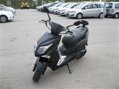 MFR "Elektro Scooter "Xinri", - Cars and vehicles