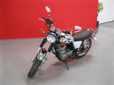 MR "Yamaha SR400, - Fahrzeuge und Technik