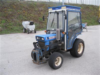 Traktor "Iseki 2160 4WD", - Macchine e apparecchi tecnici
