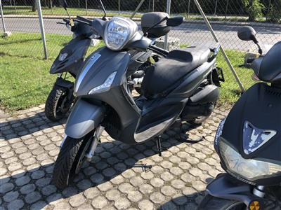 Motorrad "Piaggio Beverly 125", - Cars and vehicles