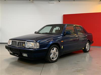 PKW " Lancia Thema 8.32" - Cars and vehicles