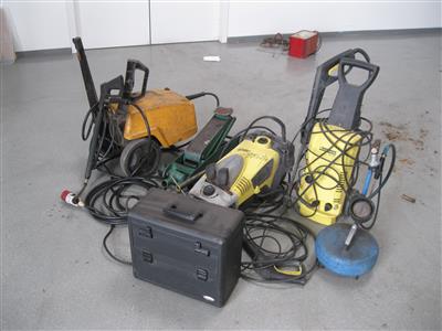 3 Hochdruckreiniger, Wagenheber, Reifendruckfüller und Werkzeugkoffer, - Motorová vozidla a technika