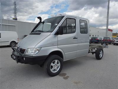LKW "Mercedes-Benz Sprinter Fahrgestell 313 CDI 4 x 4", - Cars and vehicles