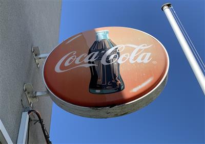 2 Werbeschilder "Coca Cola/Budweiser" und 1 Speisekartenkasten, - Motorová vozidla a technika