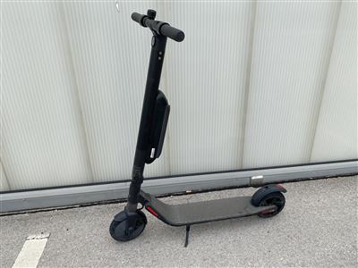 E-Scooter "Ninebot SNSC1.0", - Fahrzeuge und Technik