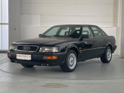 PKW "Audi V8 quattro" - Fahrzeuge und Technik