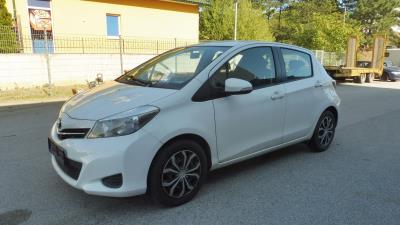 PKW "Toyota Yaris 1.0 VVT-i Active+", - Fahrzeuge und Technik