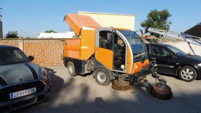 Kehr- und Saugmaschine "Bucher City Cat 20 20/45km/h 4 x 4", - Cars and vehicles