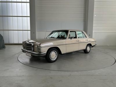 PKW "1970 Mercedes Benz 250/8", - Cars and vehicles