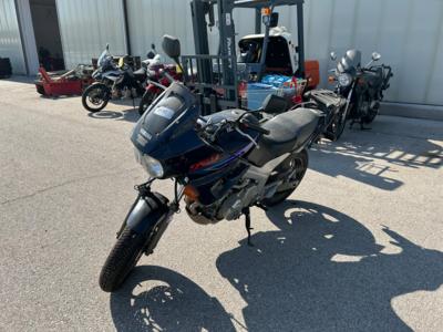 Motorrad "Yamaha TDM850", - Fahrzeuge und Technik