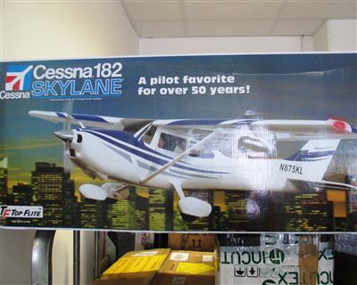 Modellflugzeug Cessna 182 Skylane, - Postal Service - Special auction