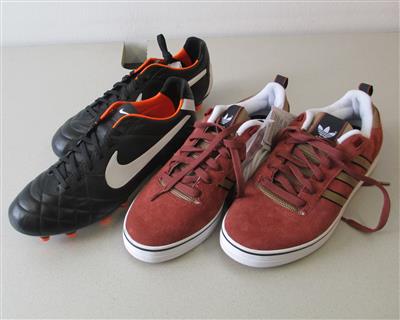 Paar Fußballschuhe Nike, - Postal Service - Special auction