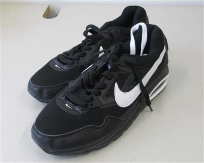 Paar Sportschuhe "Nike Air", - Postal Service - Special auction