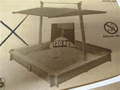 Sandkasten "Mickey" mit Dachlift, - Postal Service - Special auction